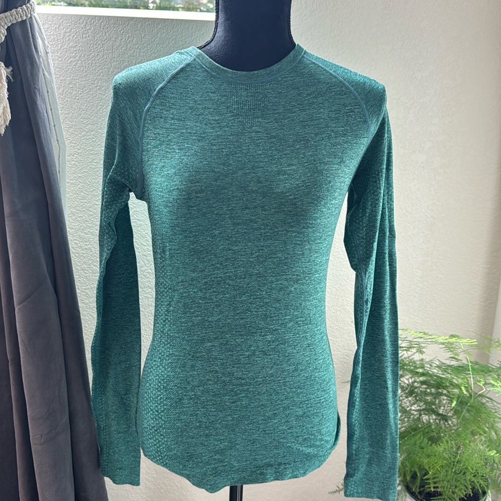 Like New! FIGS Caribbean Blue Salta XS